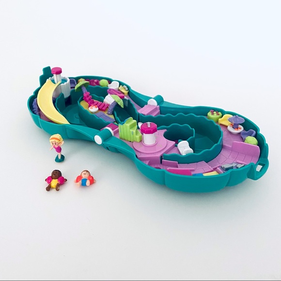 Polly Pocket Pauley Slider Pool with Flowing Water - Picture 2 of 8